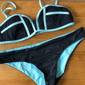 *[l*space]* bikini set